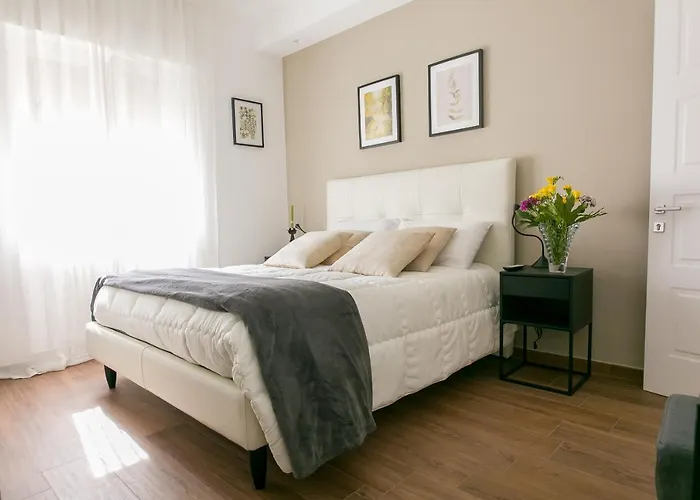 Oda ve Kahvaltı My Place 3*