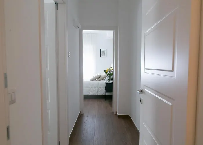 Oda ve Kahvaltı My Place 3*